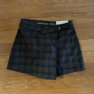 American Eagle plaid skort
